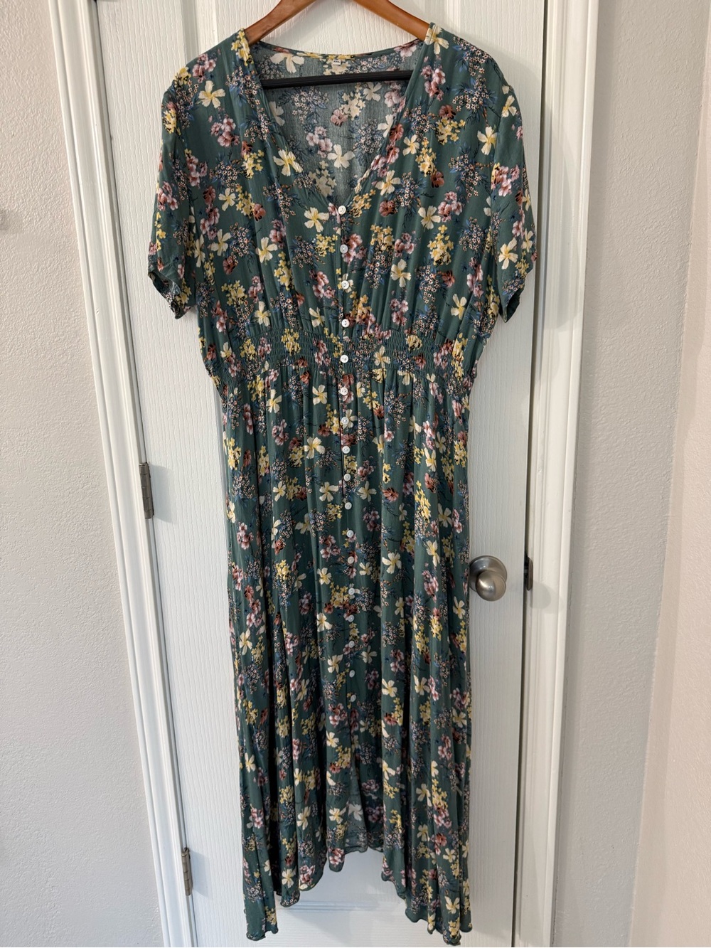 Amazon Green Floral Button-Front Maxi Dress
